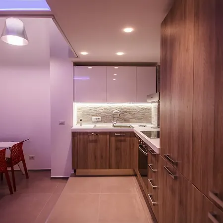 公寓 An House
